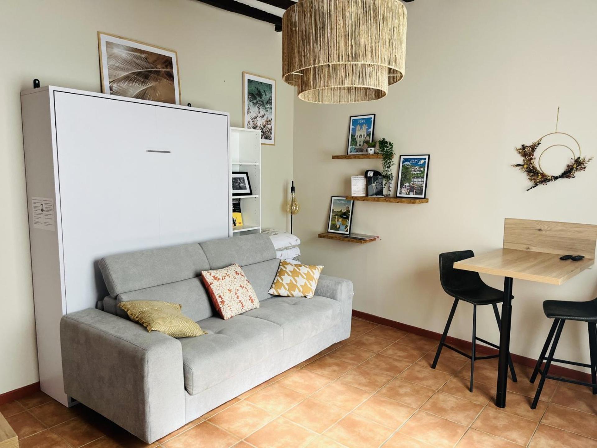 Logement, Plein Centre Du Village De Verzy Eksteriør billede